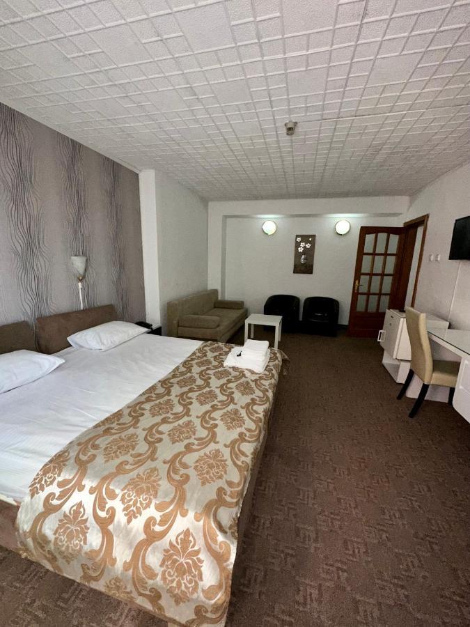 Darin Hotel Bucareste Exterior foto